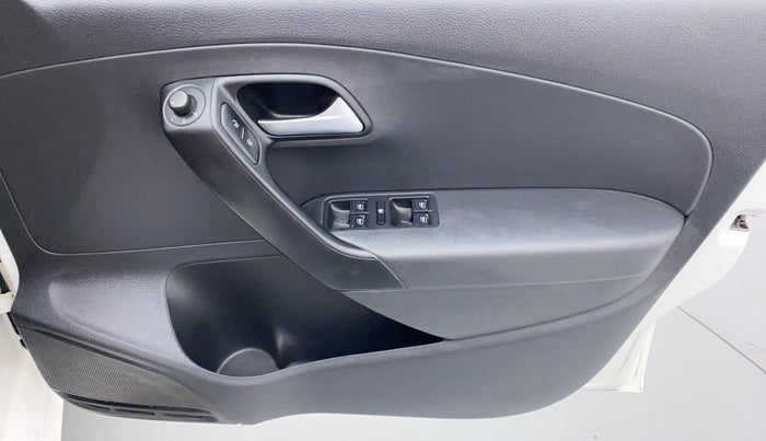 2018 Volkswagen Polo COMFORTLINE 1.2L PETROL, Petrol, Manual, 75,011 km, Driver Side Door Panels Control