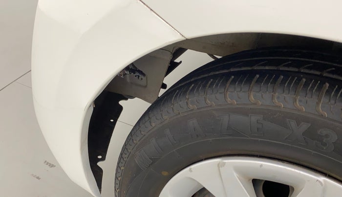 2018 Hyundai Eon SPORTZ, Petrol, Manual, 52,804 km, Left fender - Lining missing