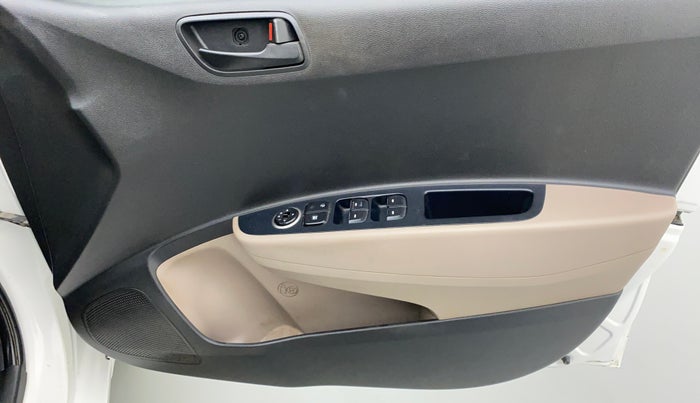 2017 Hyundai Grand i10 MAGNA 1.2 KAPPA VTVT, Petrol, Manual, 54,148 km, Driver Side Door Panels Control