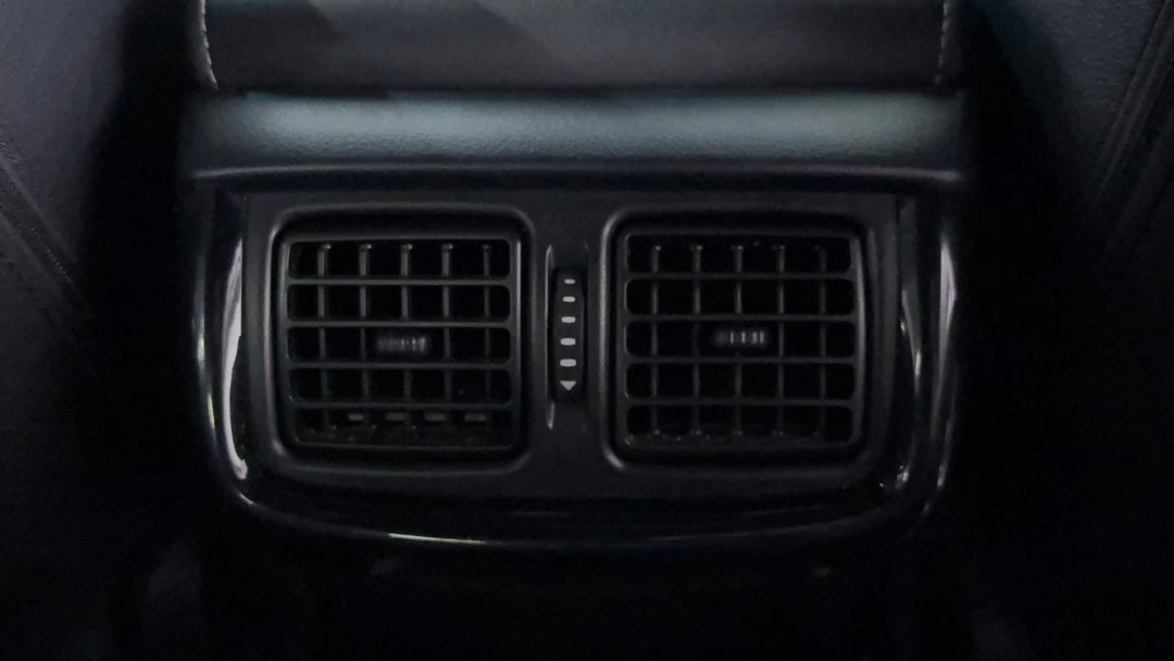 Rear A/C Vent