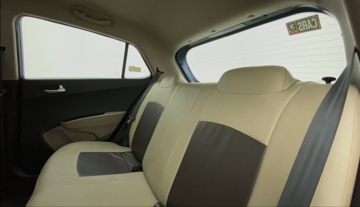 2015 Hyundai Grand i10 SPORTZ 1.2 KAPPA VTVT, Petrol, Manual, 77,660 km, Right Side Rear Door Cabin