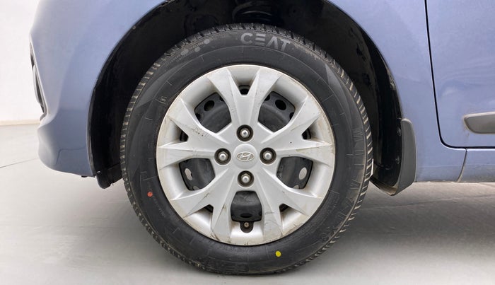2015 Hyundai Grand i10 SPORTZ 1.2 KAPPA VTVT, Petrol, Manual, 77,660 km, Left Front Wheel