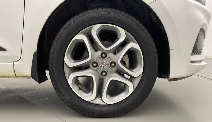 2019 Hyundai Elite i20 ASTA 1.2 (O), Petrol, Manual, 15,554 km, Right Front Wheel