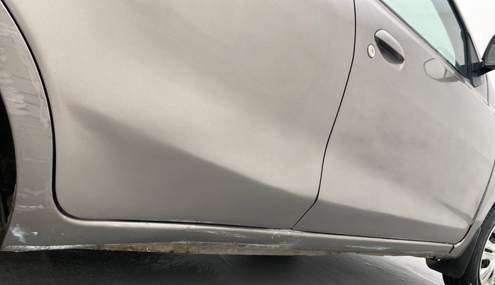 2017 Datsun Go T, Petrol, Manual, 1,02,317 km, Right running board - Minor scratches