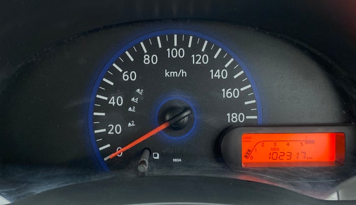 2017 Datsun Go T, Petrol, Manual, 1,02,317 km, Odometer Image