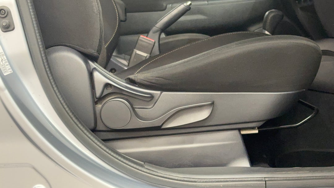 2015 Mitsubishi ASX Ls (2wd), Automatic, 133723 km, Drivers Side Adjustment Panel