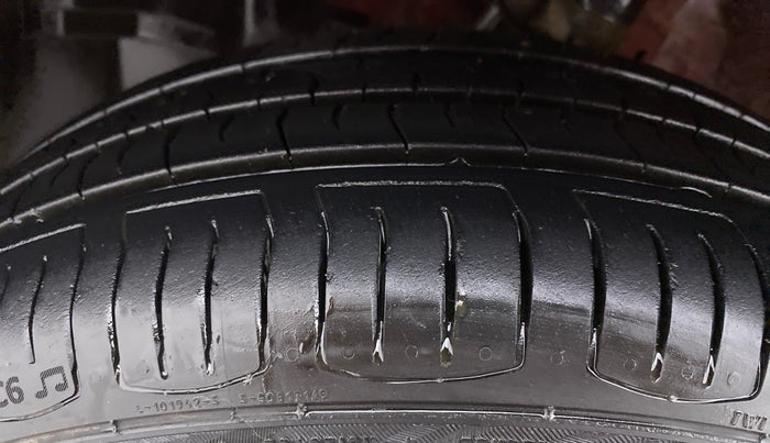 2014 Honda Brio 1.2 S MT I VTEC, Petrol, Manual, 31,838 km, Left Front Tyre Tread