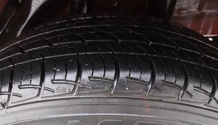 2014 Honda Brio 1.2 S MT I VTEC, Petrol, Manual, 31,838 km, Left Rear Tyre Tread