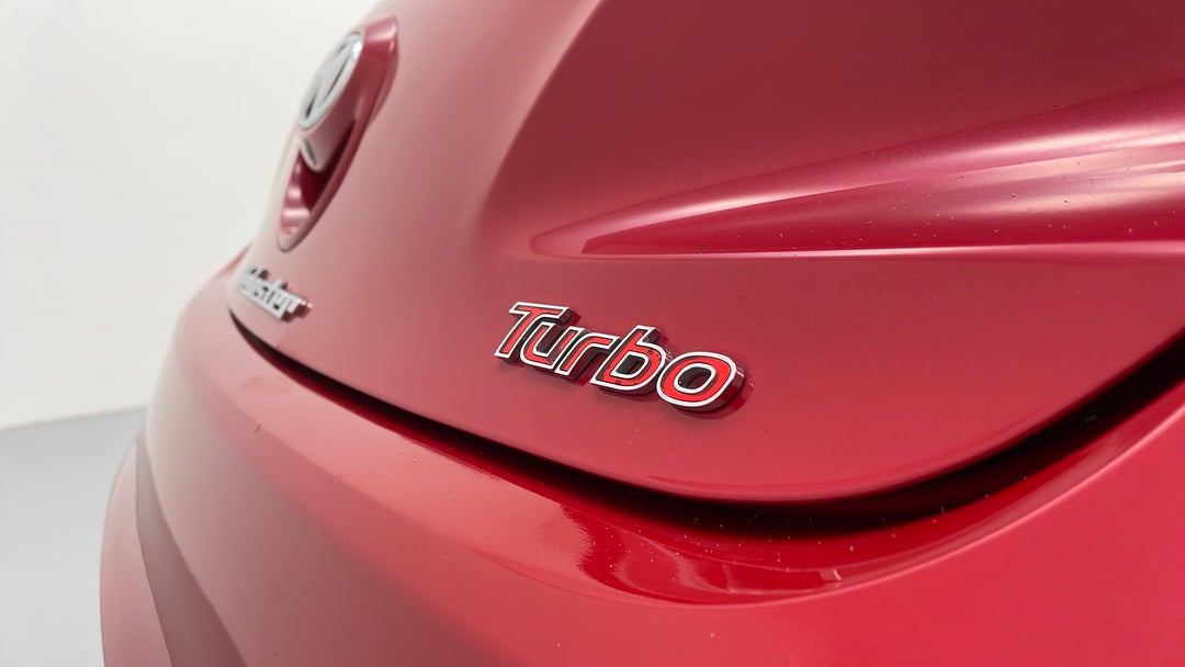 2017 Hyundai Veloster Sr Turbo, Manual, 62733 km, Badge (Boot Right Side)