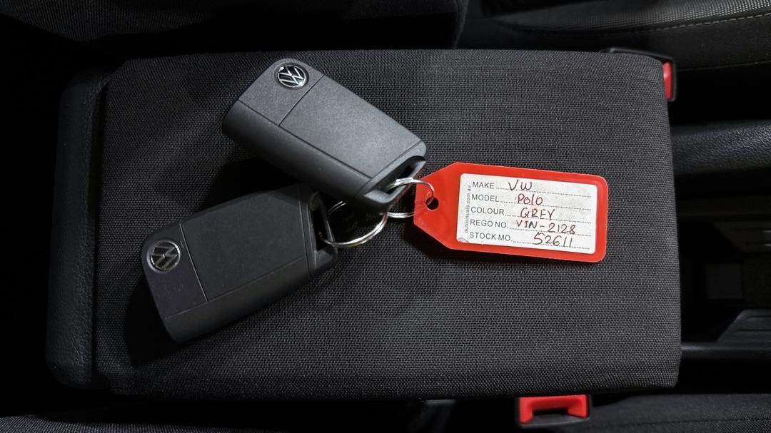 2024 Volkswagen Polo Life, Automatic, 26357 km, Key Close-up