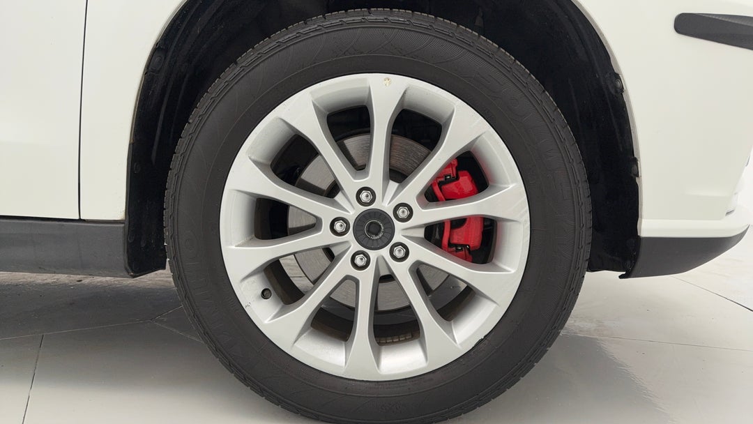 2019 Haval H2 Lux (4x2), Automatic, 37117 km, Right Front Wheel