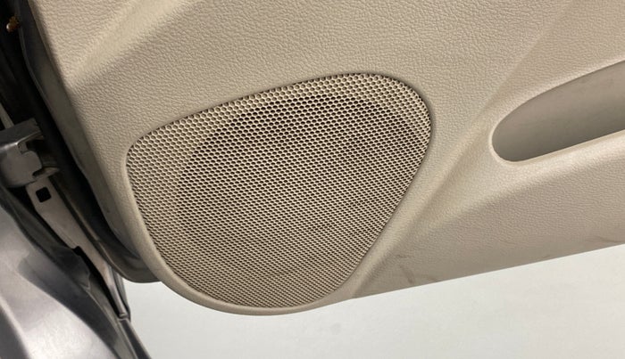2017 Maruti Celerio VXI CNG, CNG, Manual, 86,136 km, Infotainment system - Front speakers missing / not working