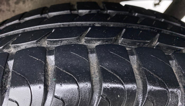 2017 Maruti Wagon R 1.0 VXI, Petrol, Manual, 4,036 km, Left Rear Tyre Tread
