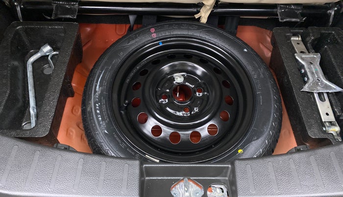 2017 Maruti Wagon R 1.0 VXI, Petrol, Manual, 4,036 km, Spare Tyre