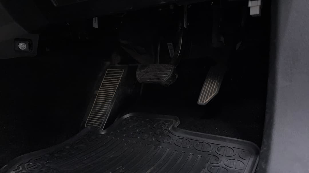 2021 GWM Ute Cannon (4x2), Automatic, 113071 km, Pedals and Footmat