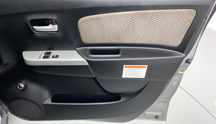2014 Maruti Wagon R 1.0 LXI CNG, CNG, Manual, 69,435 km, Driver Side Door Panels Control