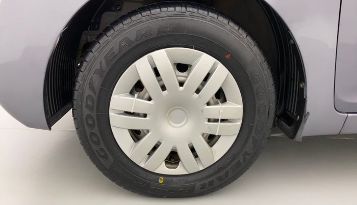 2017 Hyundai Eon ERA PLUS, Petrol, Manual, 27,857 km, Left Front Wheel