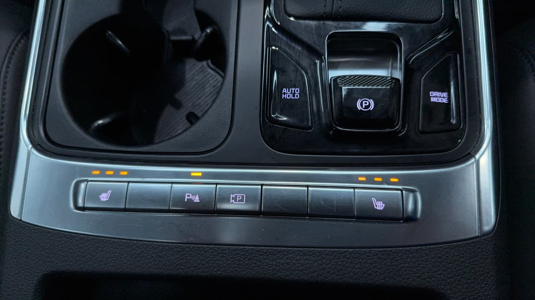 2024 Kia Carnival Gt-line Lite, Automatic, 33922 km, Ventilated Seats