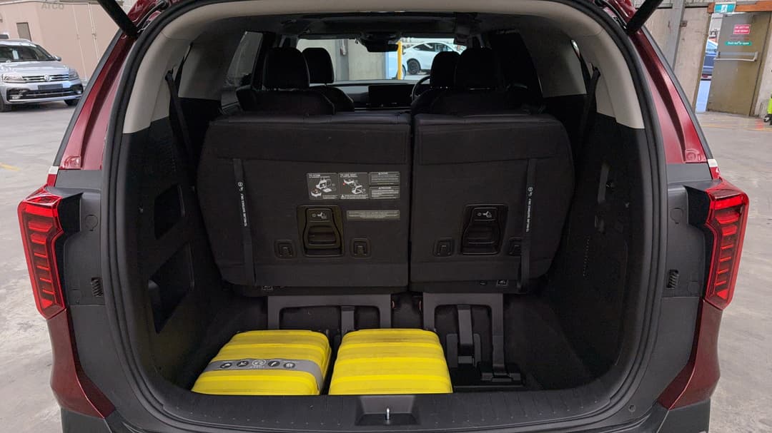 2024 Kia Carnival Gt-line Lite, Automatic, 33922 km, Boot Inside View with Luggage