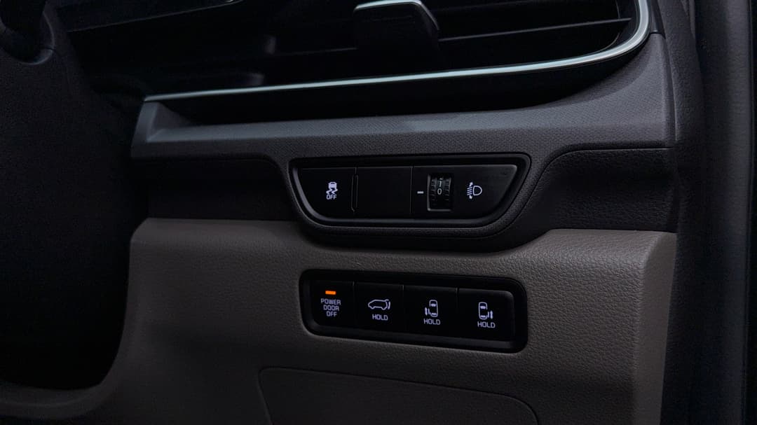2024 Kia Carnival Gt-line Lite, Automatic, 33922 km, Utility Switches/Buttons