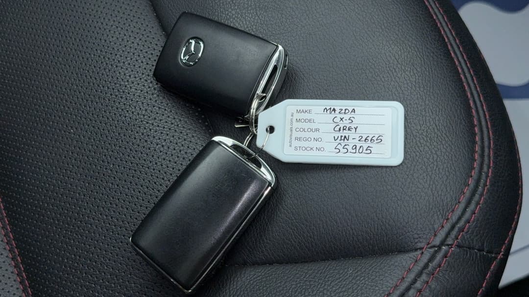 2023 Mazda CX-5 G25 Gt Sp (AWD), Automatic, 31492 km, Key Close-up