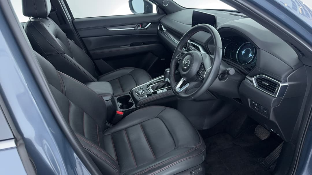 2023 Mazda CX-5 G25 Gt Sp (AWD), Automatic, 31492 km, Right Side Front Door Cabin View