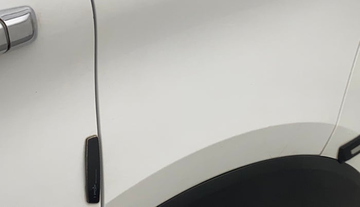 2021 Renault TRIBER RXZ, Petrol, Manual, 39,752 km, Left quarter panel - Minor scratches