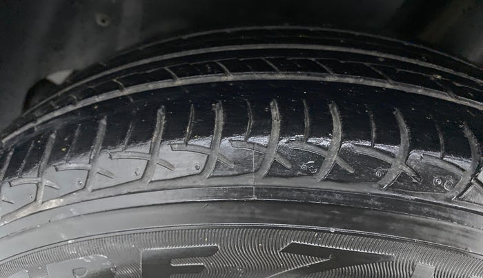 2019 Volkswagen Ameo Trendline 1.0, Petrol, Manual, 53,027 km, Left Rear Tyre Tread