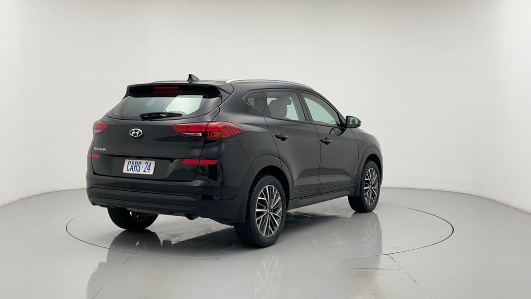 Right Back Diagonal (45- Degree) View