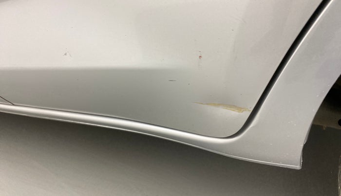 2019 Datsun Redi Go A, Petrol, Manual, 32,329 km, Rear left door - Slightly dented