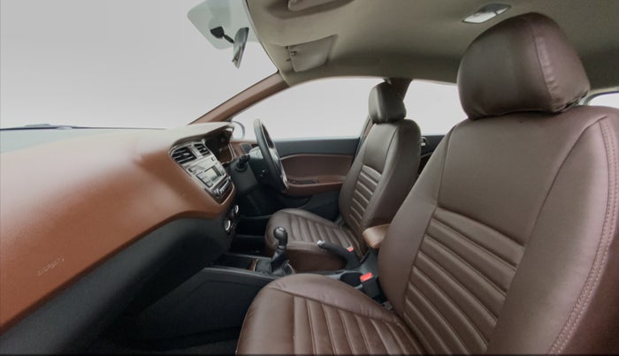 2018 Hyundai Elite i20 Magna Executive 1.2, Petrol, Manual, 13,857 km, Right Side Front Door Cabin