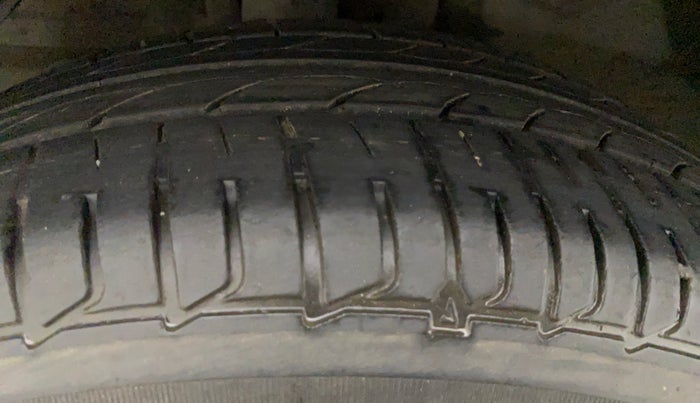2017 Hyundai Elite i20 ERA 1.2, Petrol, Manual, 77,121 km, Left Rear Tyre Tread