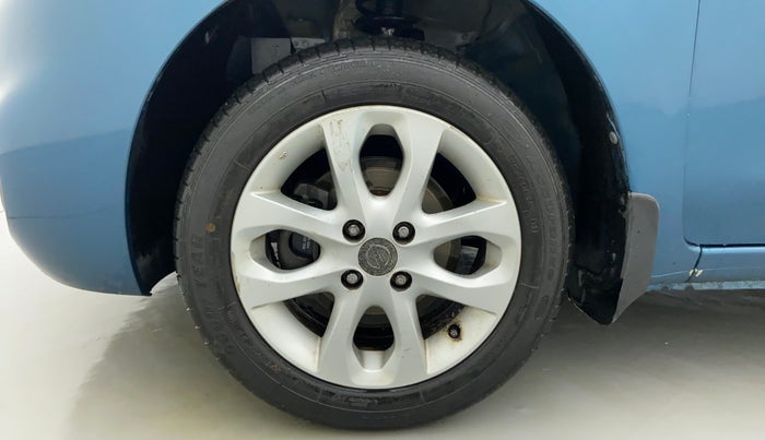 2014 Nissan Micra XV CVT, Petrol, Automatic, 26,096 km, Left Front Wheel