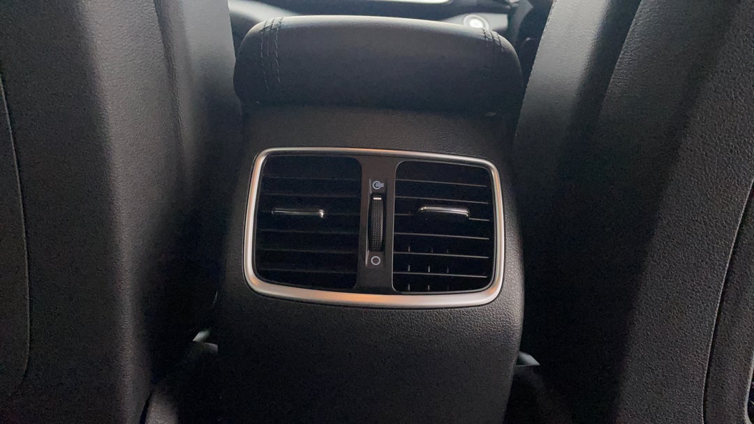 Rear A/C Vent