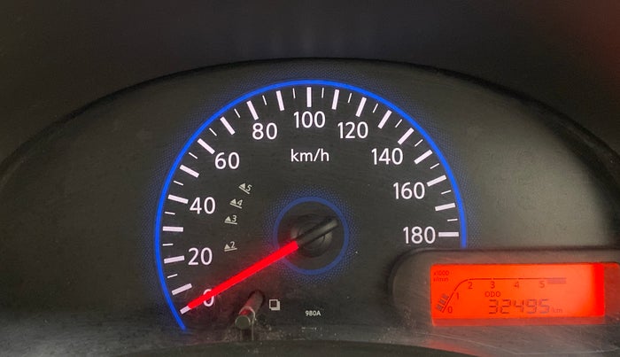 2015 Datsun Go T, Petrol, Manual, 32,495 km, Odometer Image
