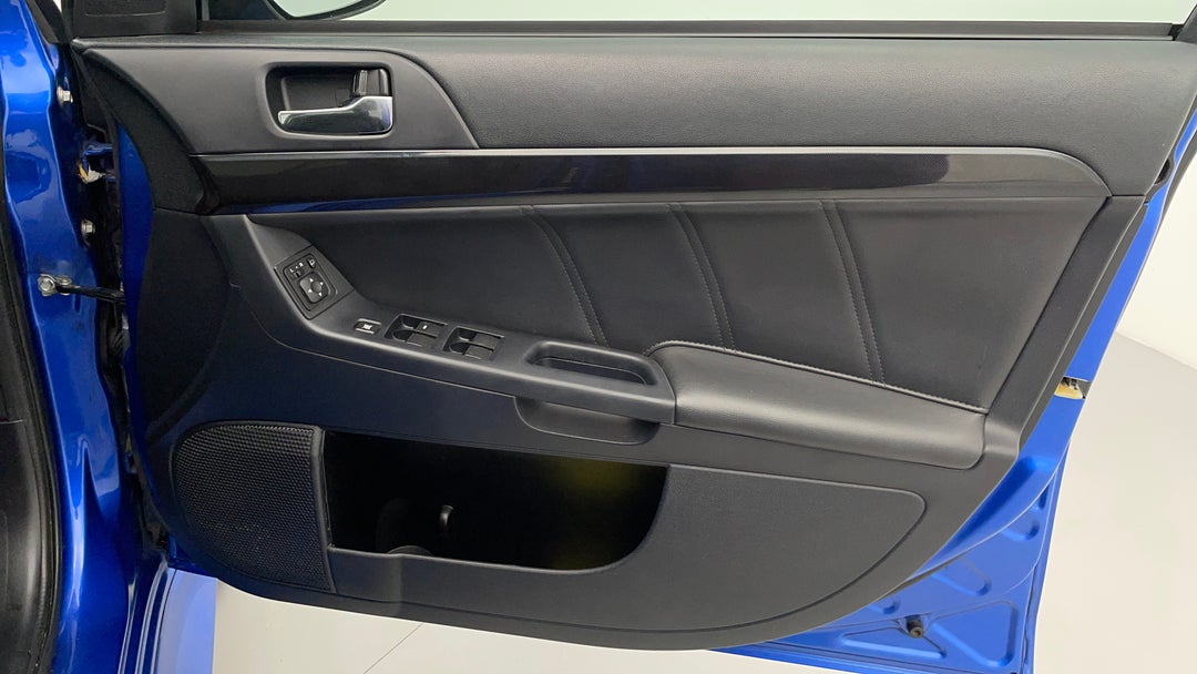 2016 Mitsubishi Lancer Gsr, Automatic, 120682 km, Speaker View