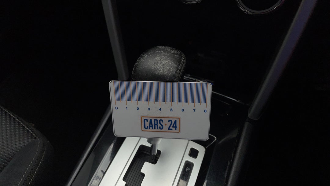 2016 Mitsubishi Lancer Gsr, Automatic, 120682 km, Gear Lever Knob Wear