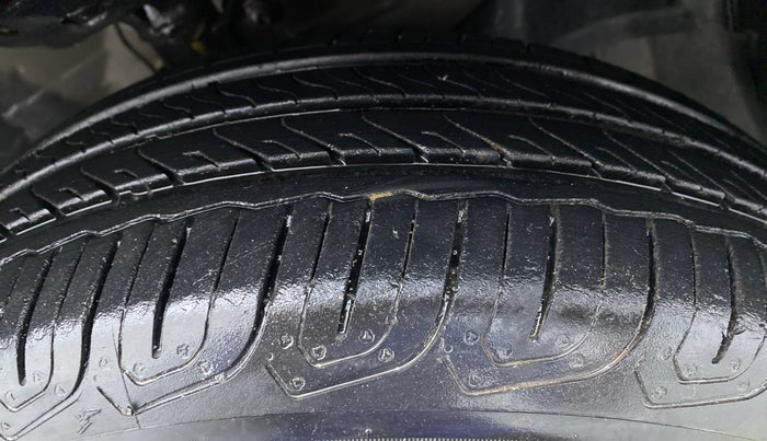 2013 Honda City V MT PETROL, Petrol, Manual, 86,071 km, Right Front Tyre Tread