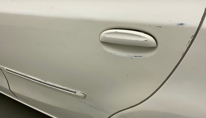 2011 Toyota Etios G, Petrol, Manual, 73,548 km, Rear left door - Minor scratches