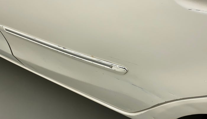2011 Toyota Etios G, Petrol, Manual, 73,548 km, Rear left door - Slightly dented