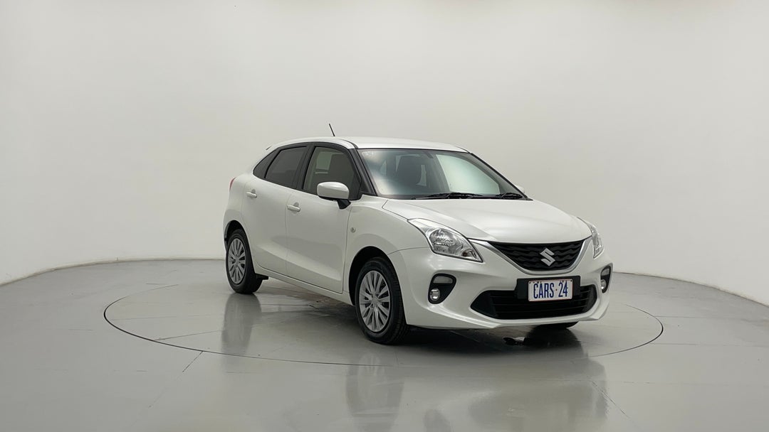 Right Front Diagonal (45- Degree) View