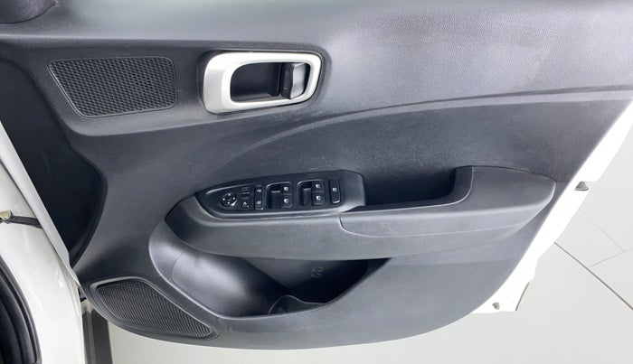 2019 Hyundai VENUE 1.4 CRDI MT SX, Diesel, Manual, 14,624 km, Driver Side Door Panels Control