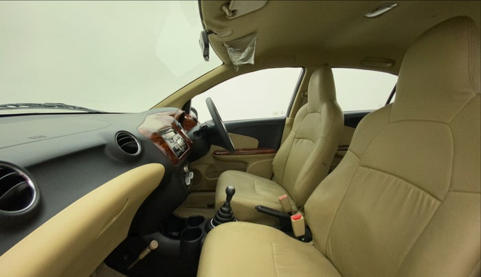 2015 Honda Amaze 1.2L I-VTEC VX, Petrol, Manual, 41,833 km, Right Side Front Door Cabin