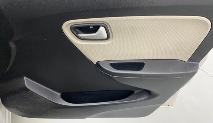 2019 Maruti Alto VXI, Petrol, Manual, 8,401 km, Driver Side Door Panels Control