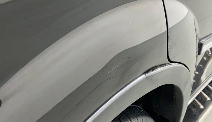 2019 Mahindra XUV500 W11 (O) AT, Diesel, Automatic, 52,460 km, Right quarter panel - Slightly dented