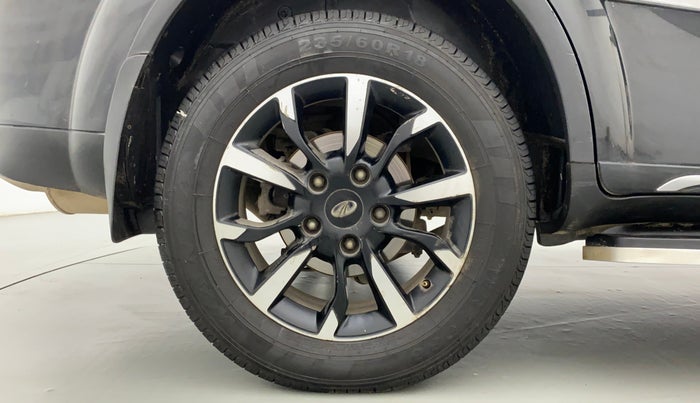2019 Mahindra XUV500 W11 (O) AT, Diesel, Automatic, 52,460 km, Right Rear Wheel