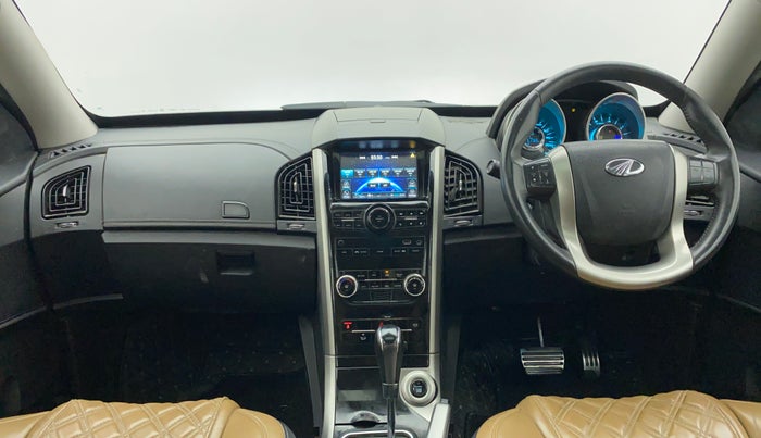 2019 Mahindra XUV500 W11 (O) AT, Diesel, Automatic, 52,460 km, Dashboard