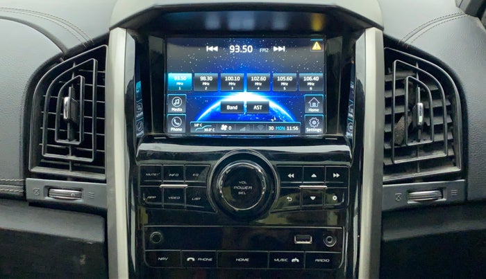 2019 Mahindra XUV500 W11 (O) AT, Diesel, Automatic, 52,460 km, Infotainment System