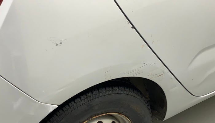 2010 Hyundai i10 ERA 1.1, Petrol, Manual, 60,967 km, Right quarter panel - Slightly dented
