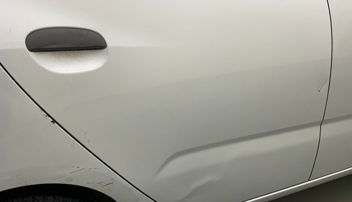 2010 Hyundai i10 ERA 1.1, Petrol, Manual, 60,967 km, Right rear door - Minor scratches